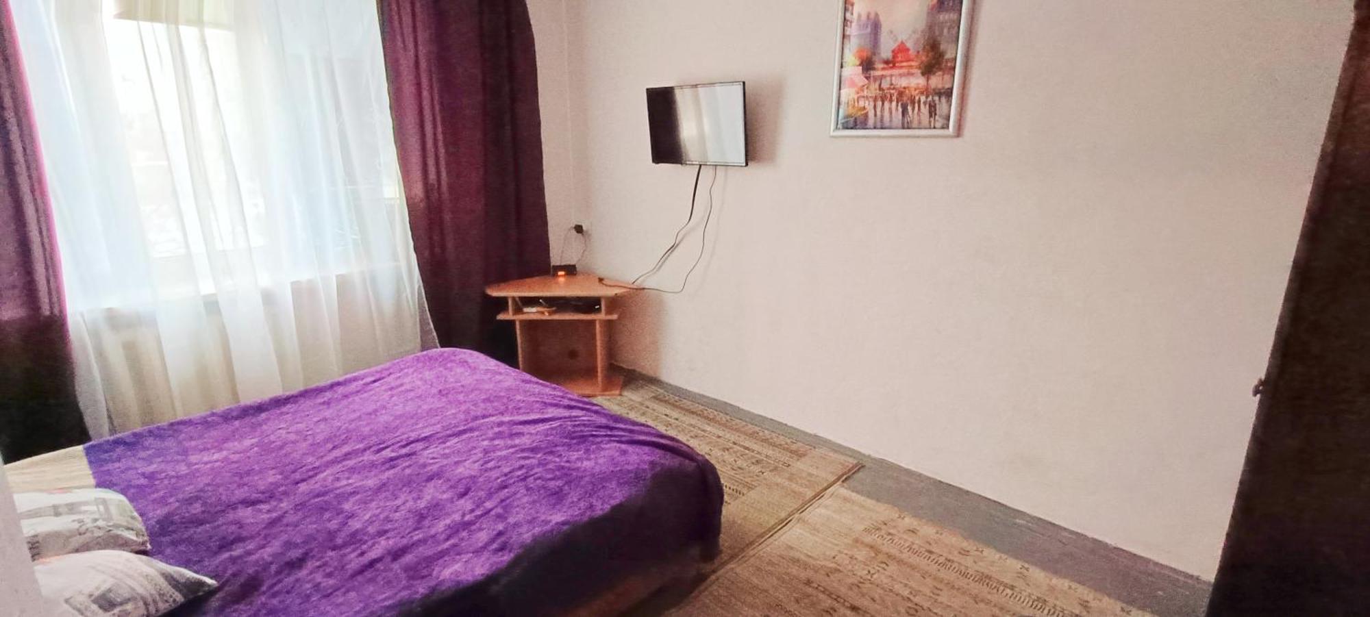 Apartment On Vadim Hetman Street 38 - Industrial Bridge Kiev Bagian luar foto
