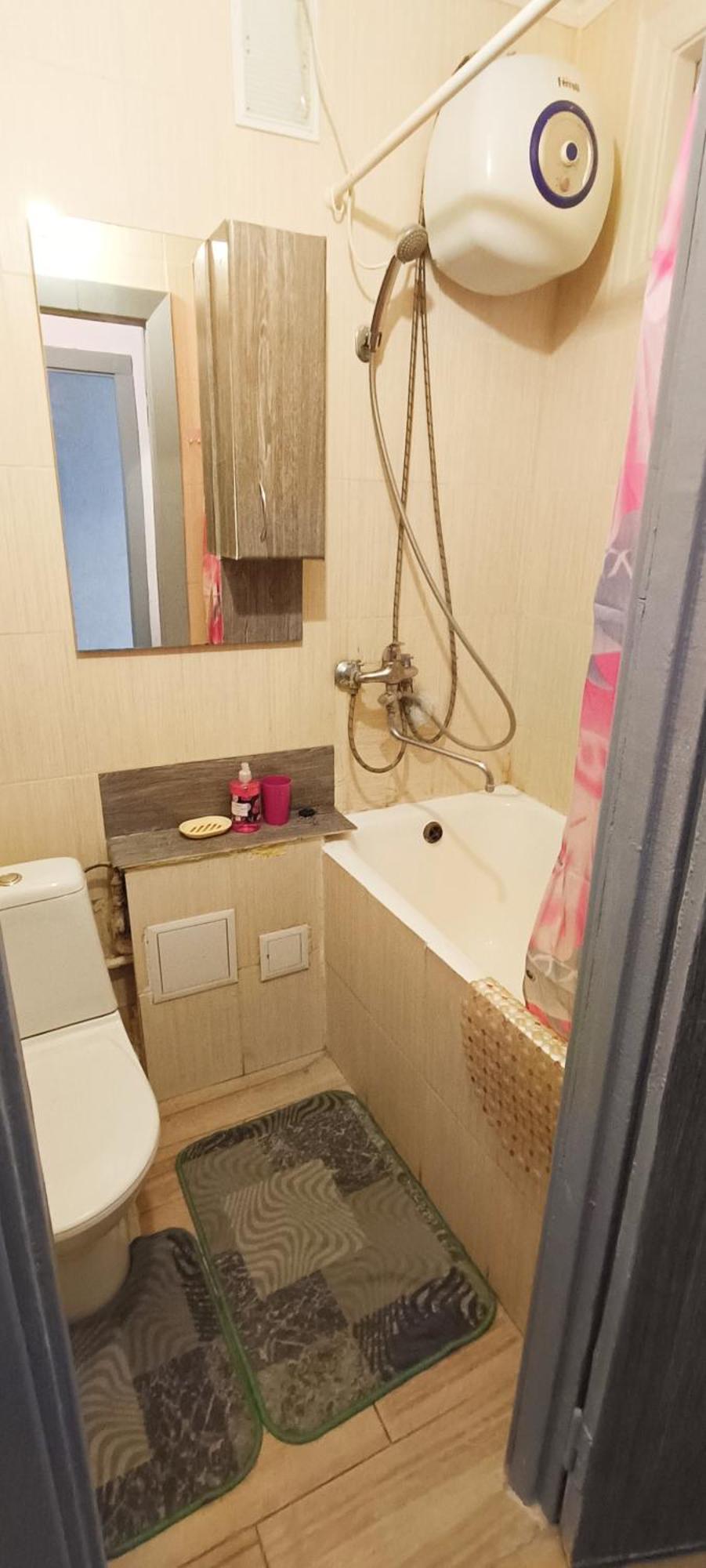 Apartment On Vadim Hetman Street 38 - Industrial Bridge Kiev Bagian luar foto